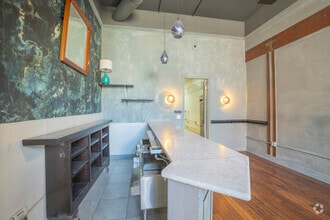 1901-1915 San Pablo Ave, Oakland, CA for lease Interior Photo- Image 1 of 10