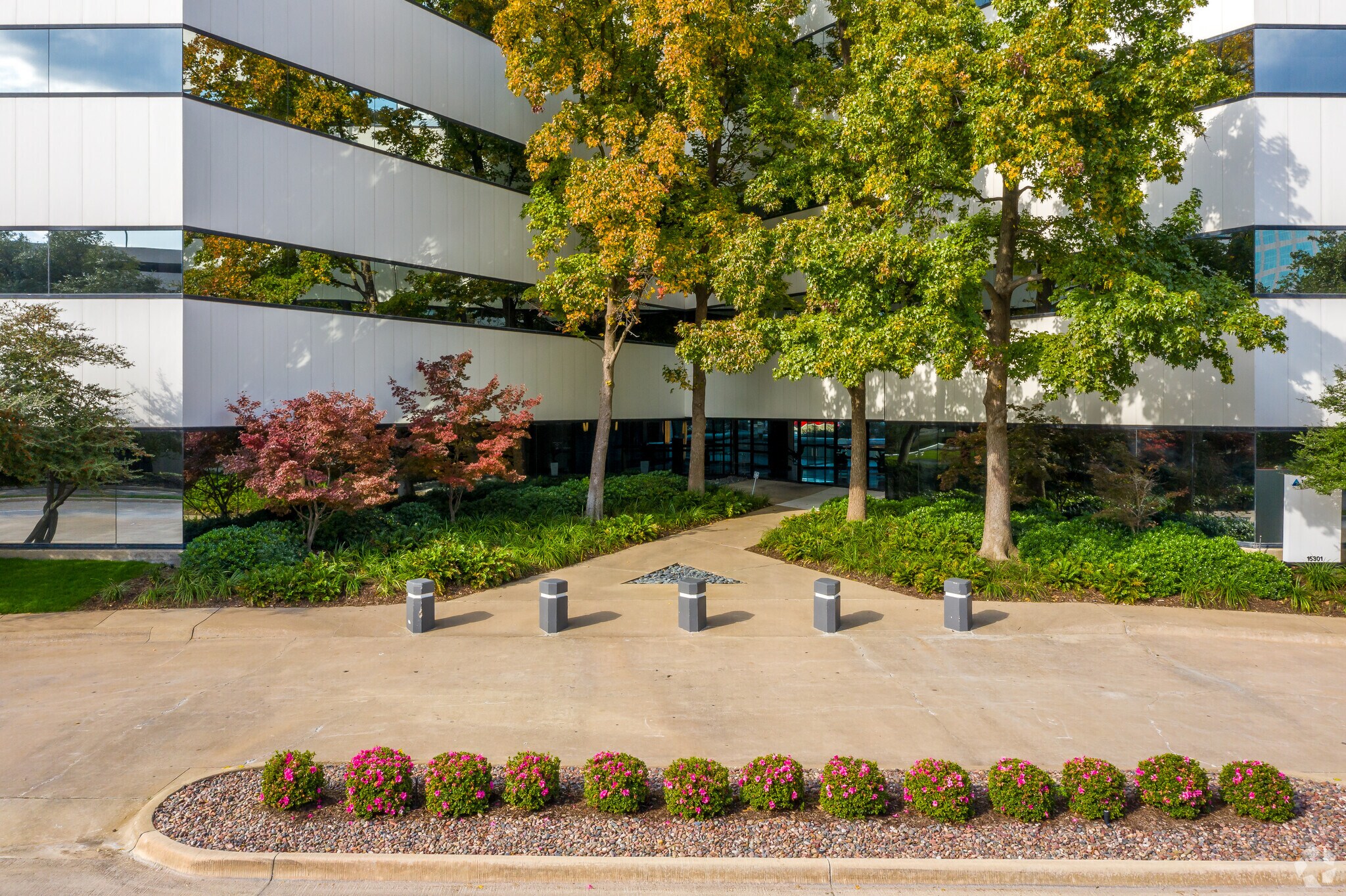 15301 Spectrum Dr, Addison, TX 75001 The Spectrum