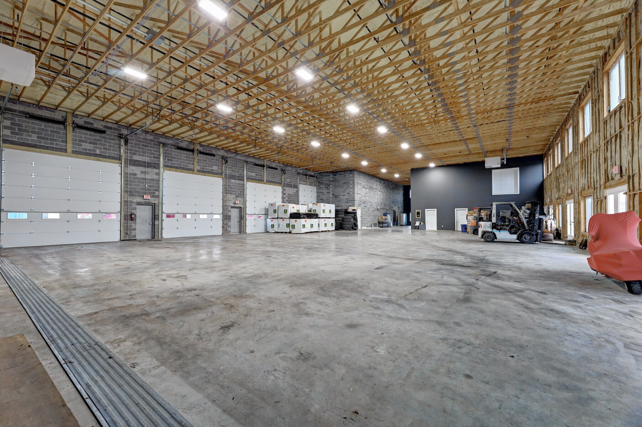 12 Aaron Way, Sparta, NJ for sale Interior Photo- Image 1 of 1