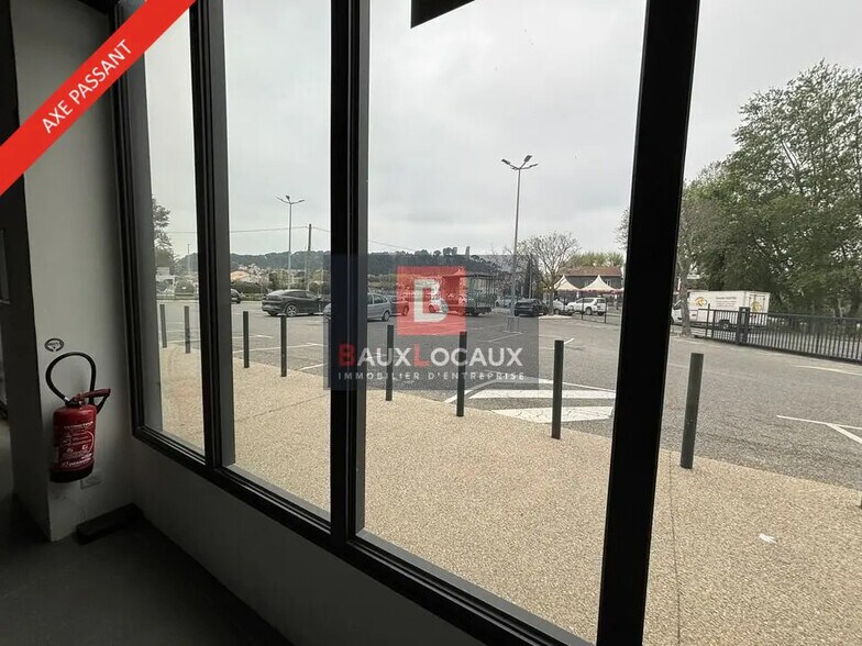 Retail in Châteaurenard for lease - Interior Photo - Image 3 of 5