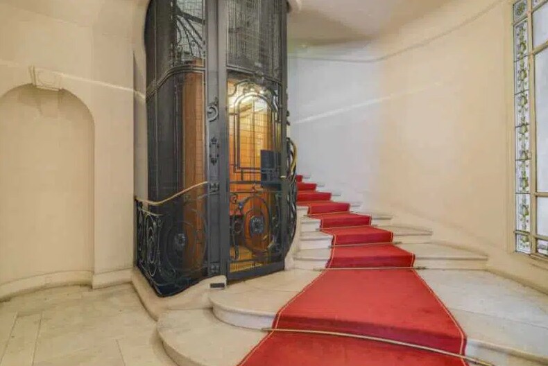 Boulevard Des Invalides, Paris for lease - Lobby - Image 3 of 3