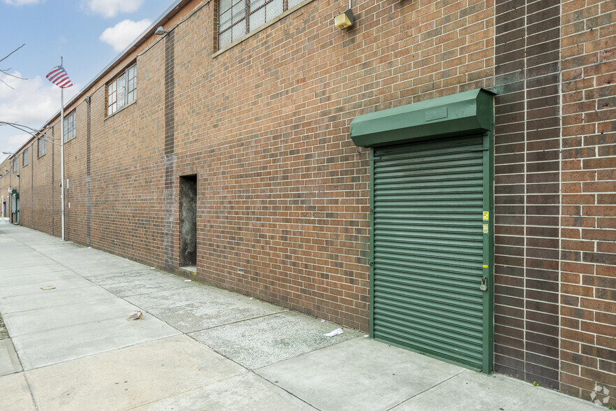 4302 Glenwood Rd, Brooklyn, NY for lease - Building Photo - Image 3 of 5