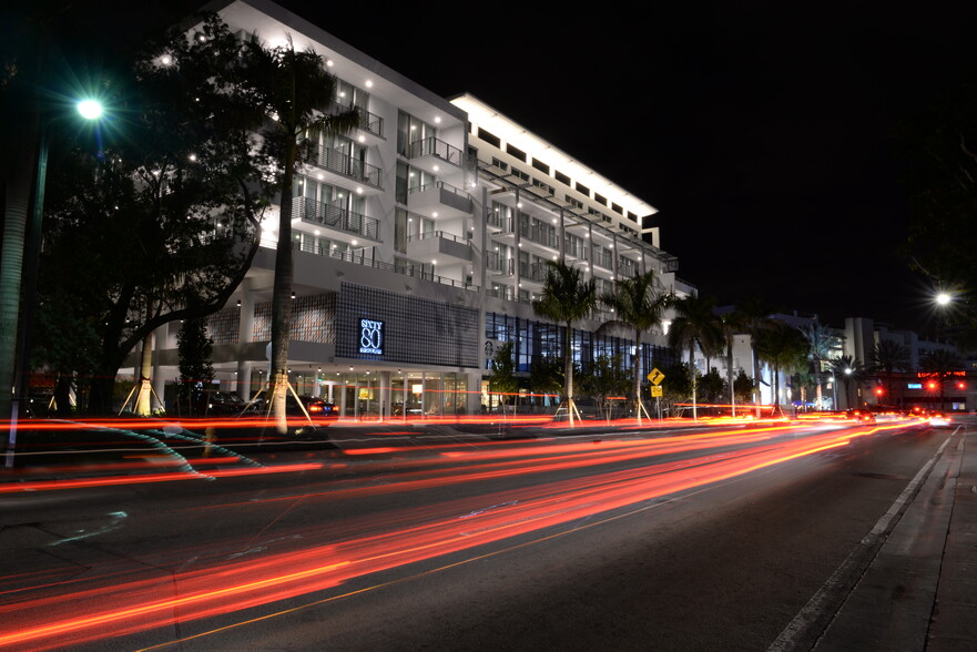 6080 Collins Ave, Miami Beach, FL for sale - Primary Photo - Image 1 of 1