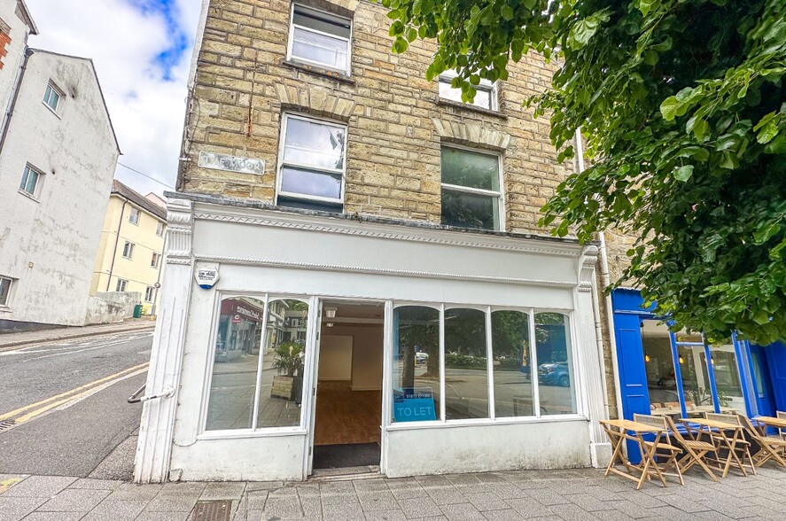 7 The Moor, Falmouth for lease - Building Photo - Image 1 of 1