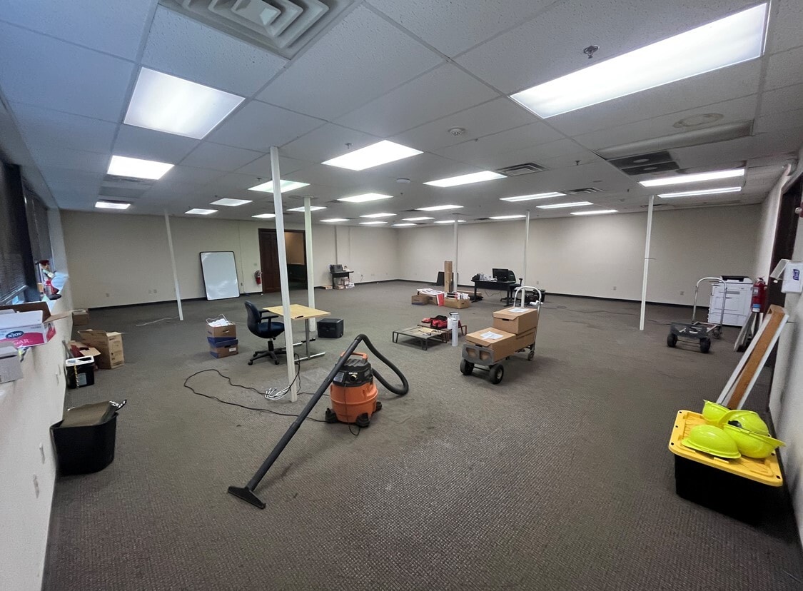 4th & Pacific Ave, West Pittston, PA for sale Interior Photo- Image 1 of 8