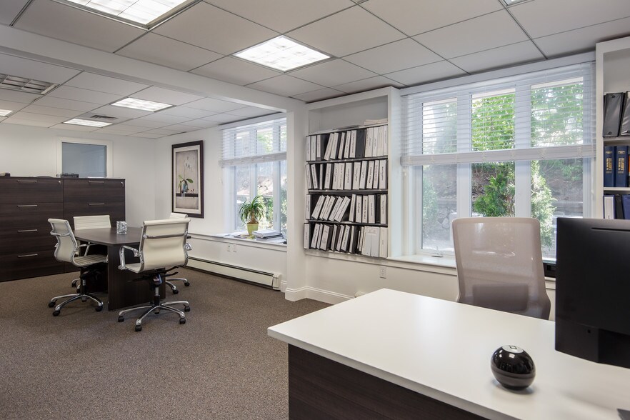 14 Page Ter, Stoughton, MA for sale - Primary Photo - Image 1 of 1