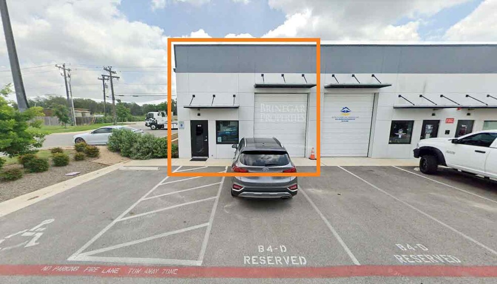 2020 N Bell Blvd, Cedar Park, TX for lease - Primary Photo - Image 3 of 3