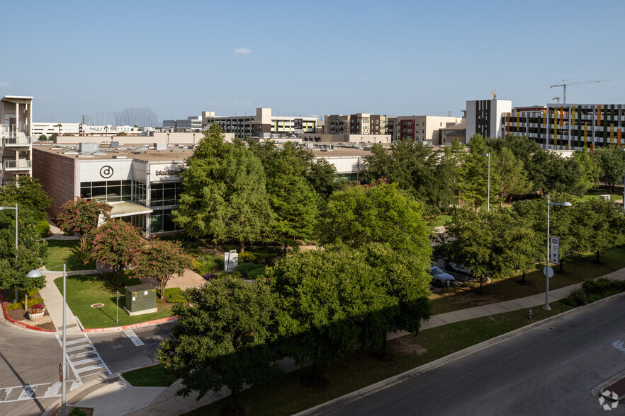 11501 Domain Dr, Austin, TX for sale - Building Photo - Image 1 of 1