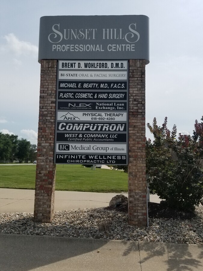 2 Sunset Hills Professional Ctr, Edwardsville, IL 62025