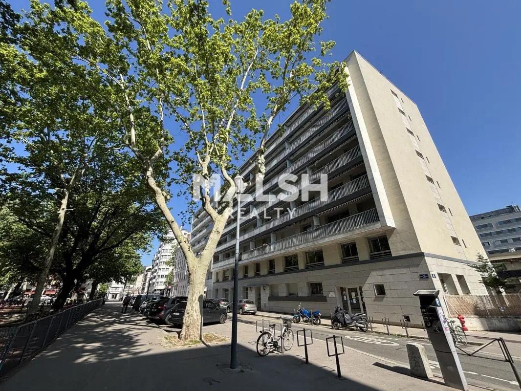 Office in Lyon for lease Building Photo- Image 1 of 12