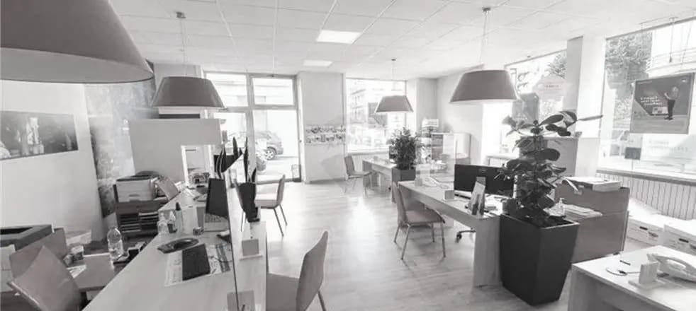 Office in Villefranche-sur-Saône for lease - Interior Photo - Image 1 of 4