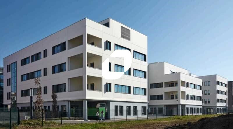 Office in Lyon for lease - Building Photo - Image 3 of 16