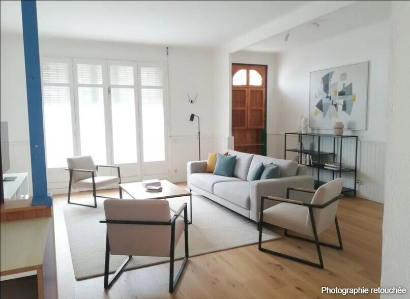 Industrial in Lescar for sale - Building Photo - Image 3 of 3