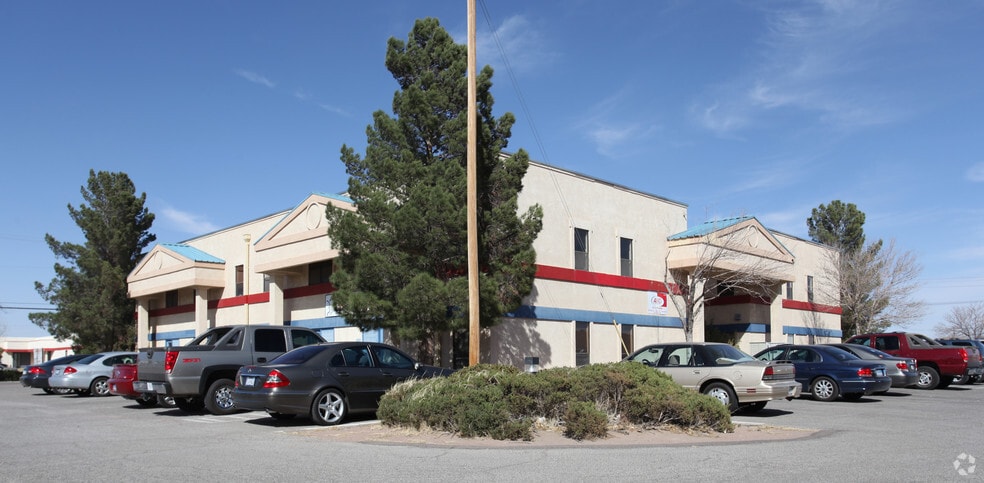 6500 Boeing Dr, El Paso, TX for lease - Building Photo - Image 1 of 5
