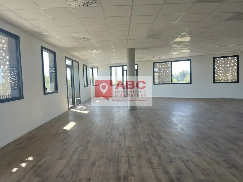 Office in Montpellier for sale Building Photo- Image 1 of 6