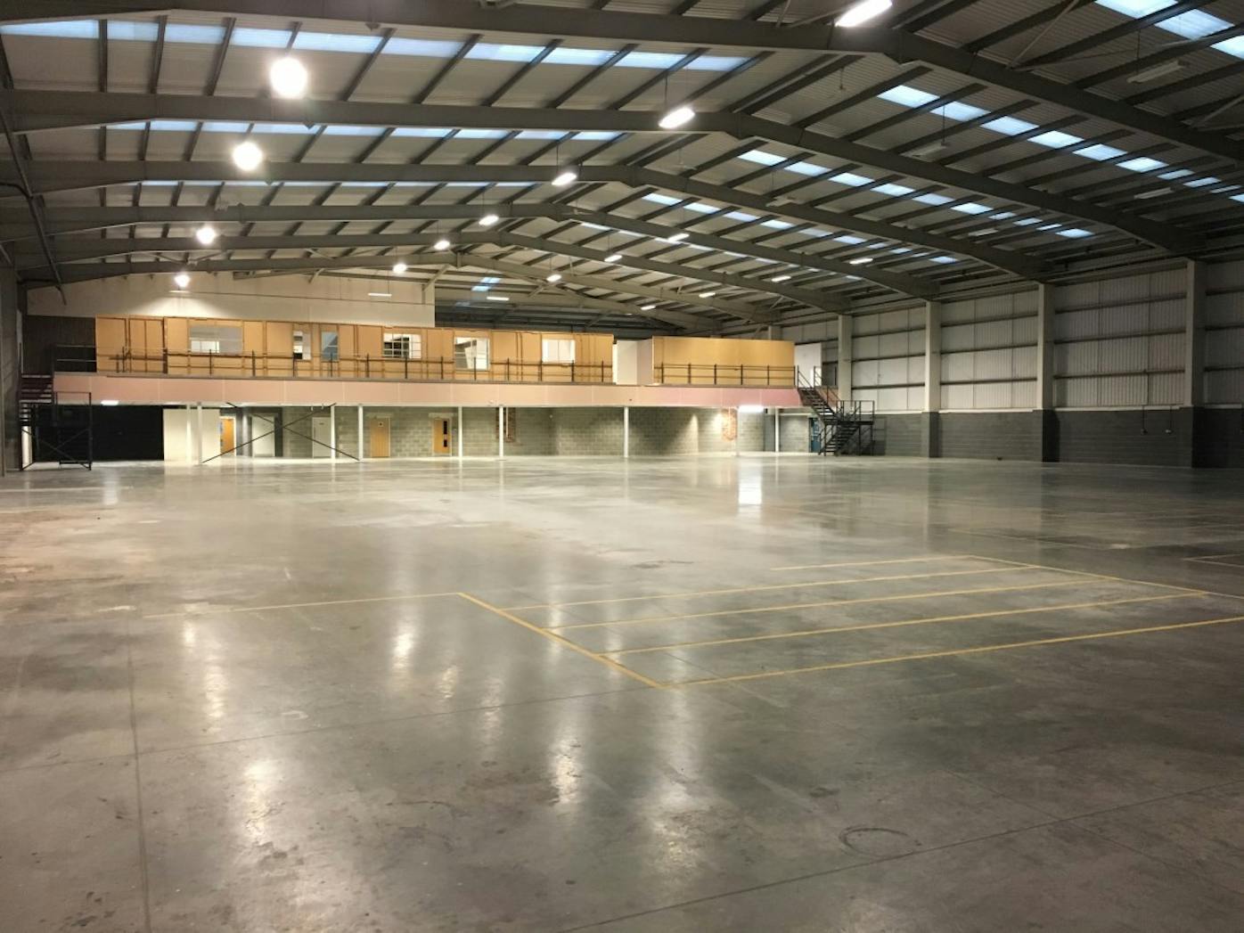Willowbridge Way, Castleford for lease Interior Photo- Image 1 of 2