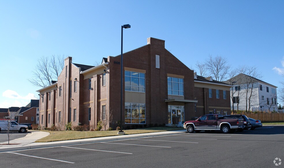 905 Cedar Creek Grade, Winchester, VA for sale - Primary Photo - Image 1 of 1