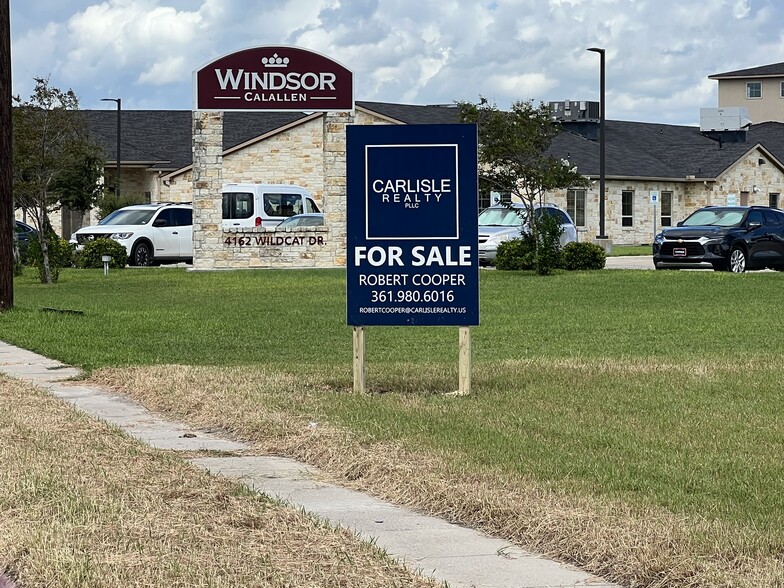 4102 Wildcat Dr, Corpus Christi, TX for sale - Building Photo - Image 1 of 10