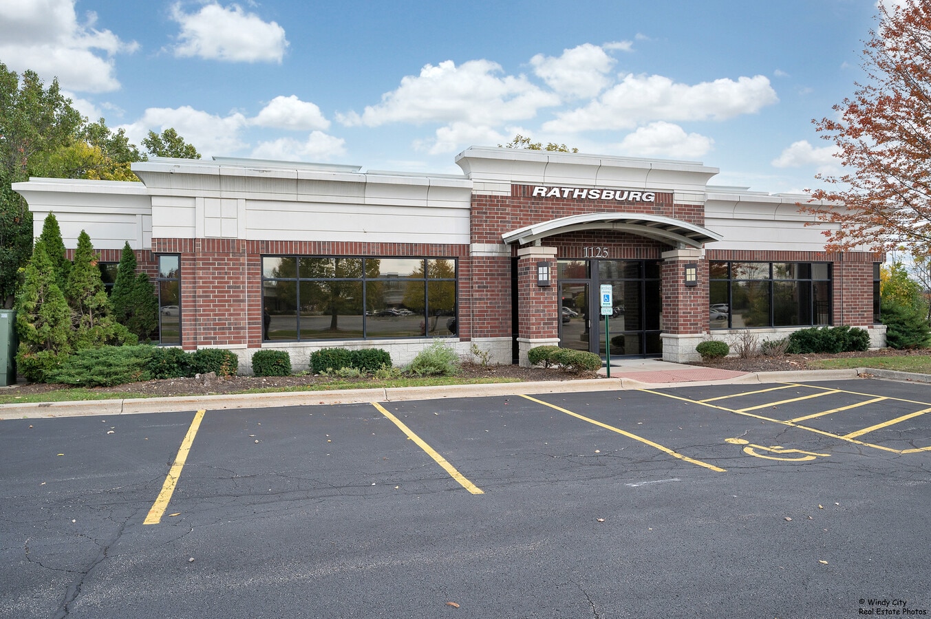 1125 N Prospect Ave, Itasca, IL 60143