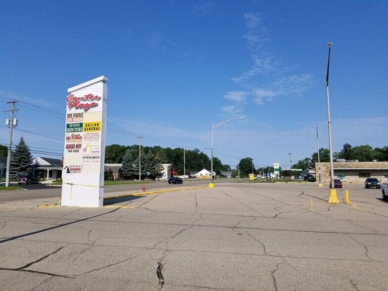 4500 Page Ave, Michigan Center, MI 49254 Center Plaza