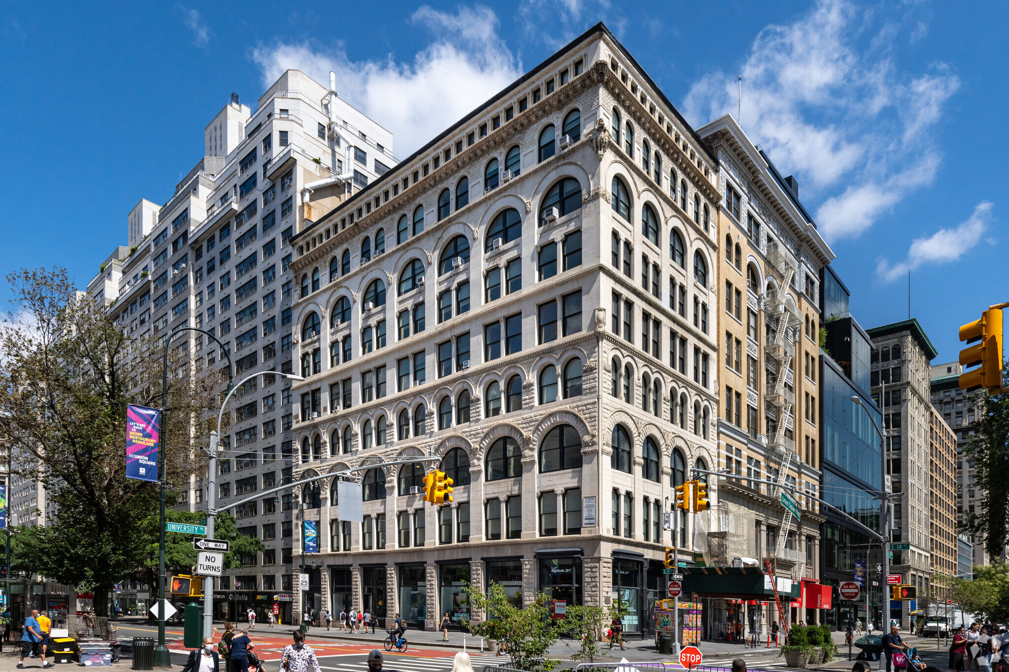 1 Union Sq W, New York, NY for lease Building Photo- Image 1 of 8