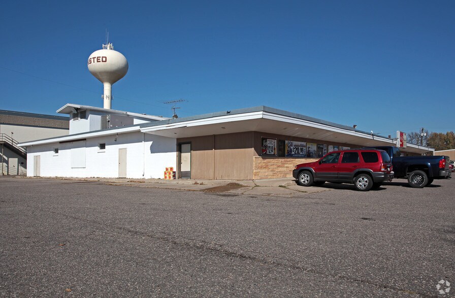 320 3rd St S, Winsted, MN 55395 Restaurant Bar Event Center