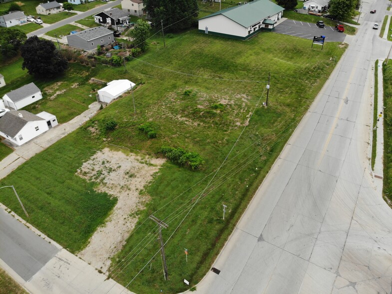 2221 S 22nd Street, Saint Joseph, MO for sale - Aerial - Image 3 of 6