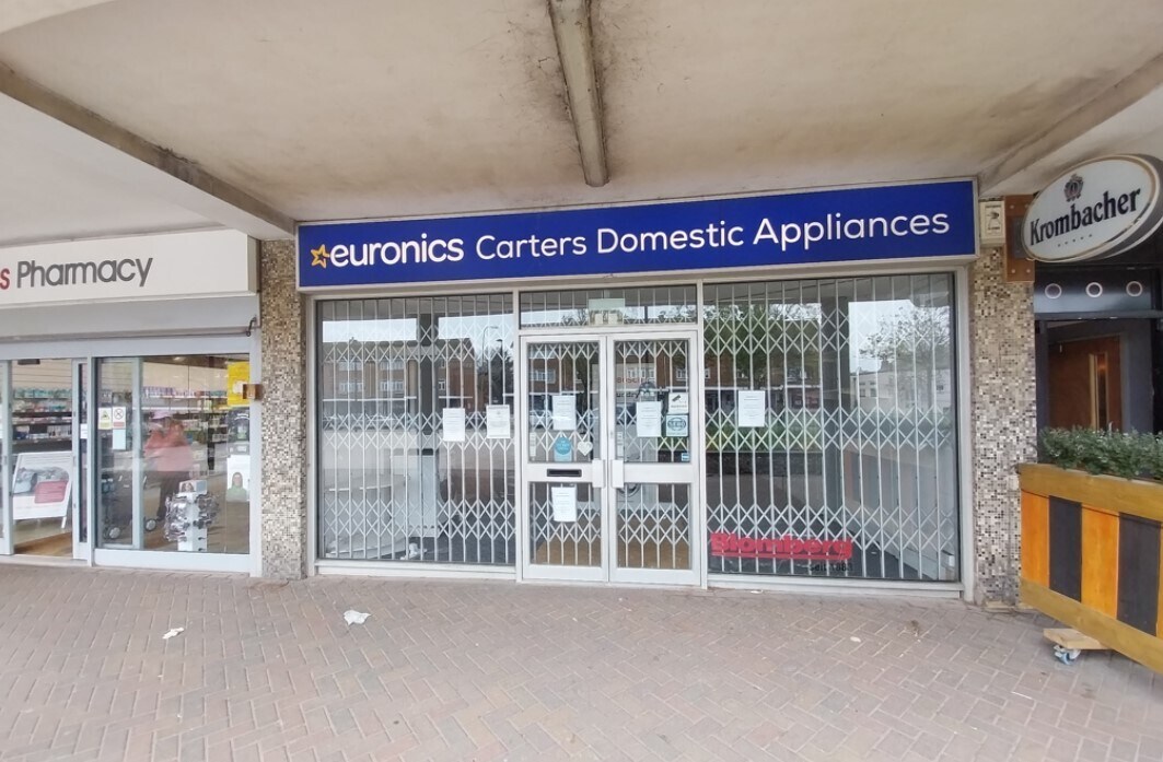 2-16 Southwick Sq, Southwick for sale Primary Photo- Image 1 of 1