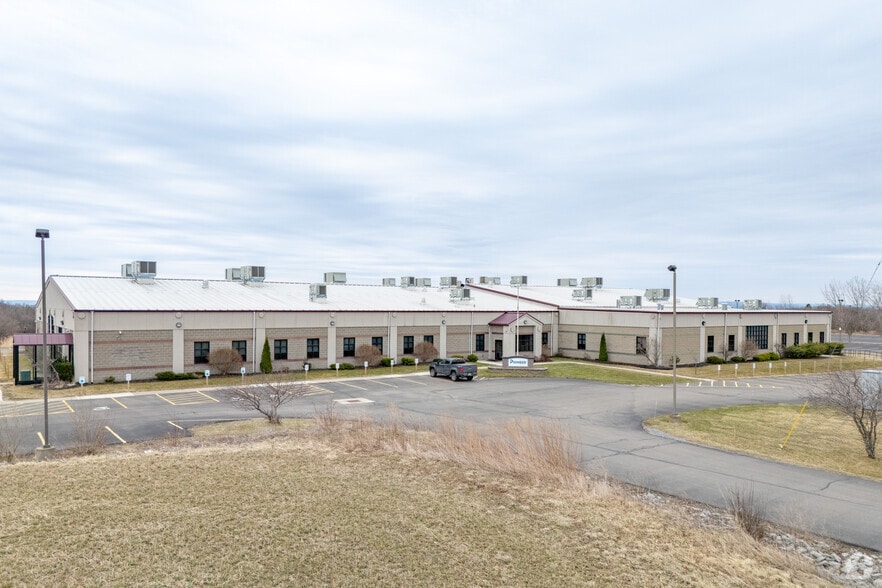 20 Parker Ln, Perry, NY for sale - Building Photo - Image 1 of 1