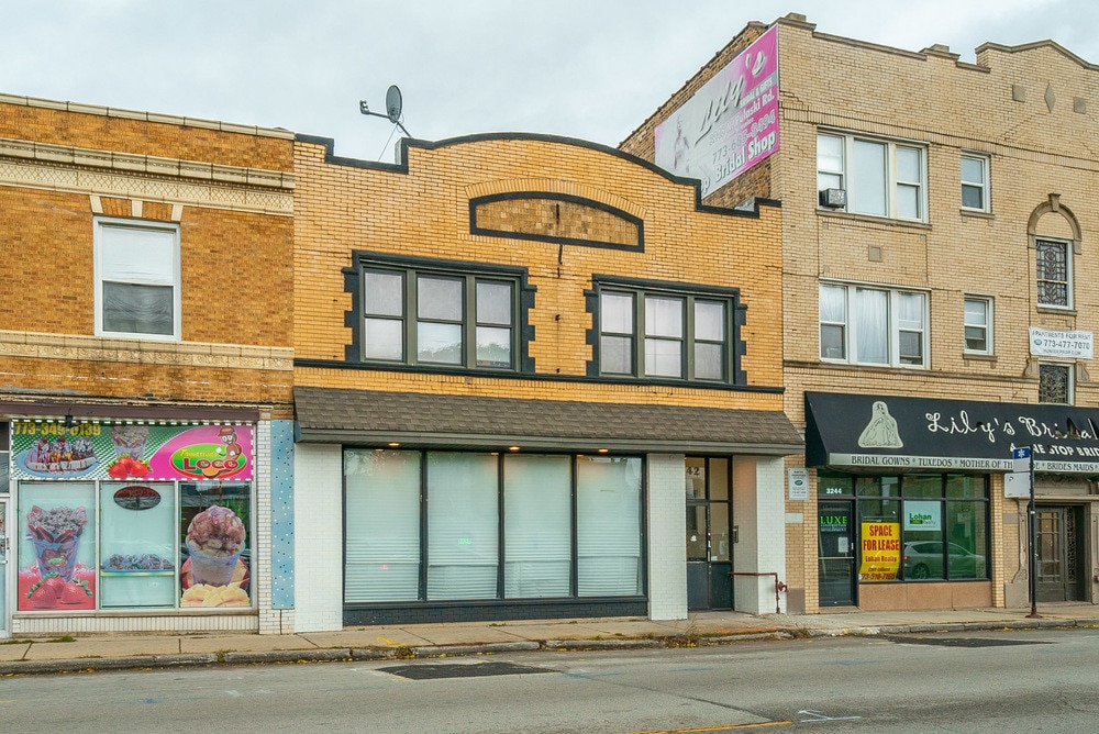 3242 N Pulaski Rd, Chicago, IL, 60641 Office Space For Lease
