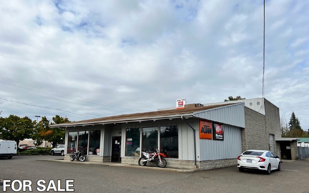 700 Q St, Springfield, OR 97477