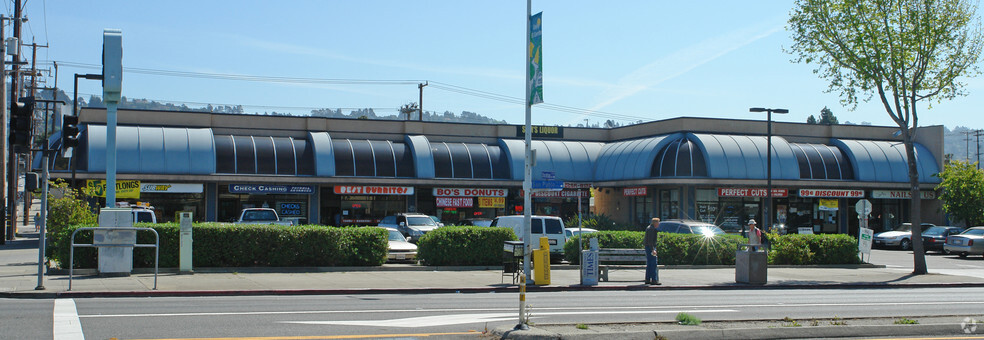 10374-10398 San Pablo Ave, El Cerrito, CA for lease - Building Photo - Image 2 of 4