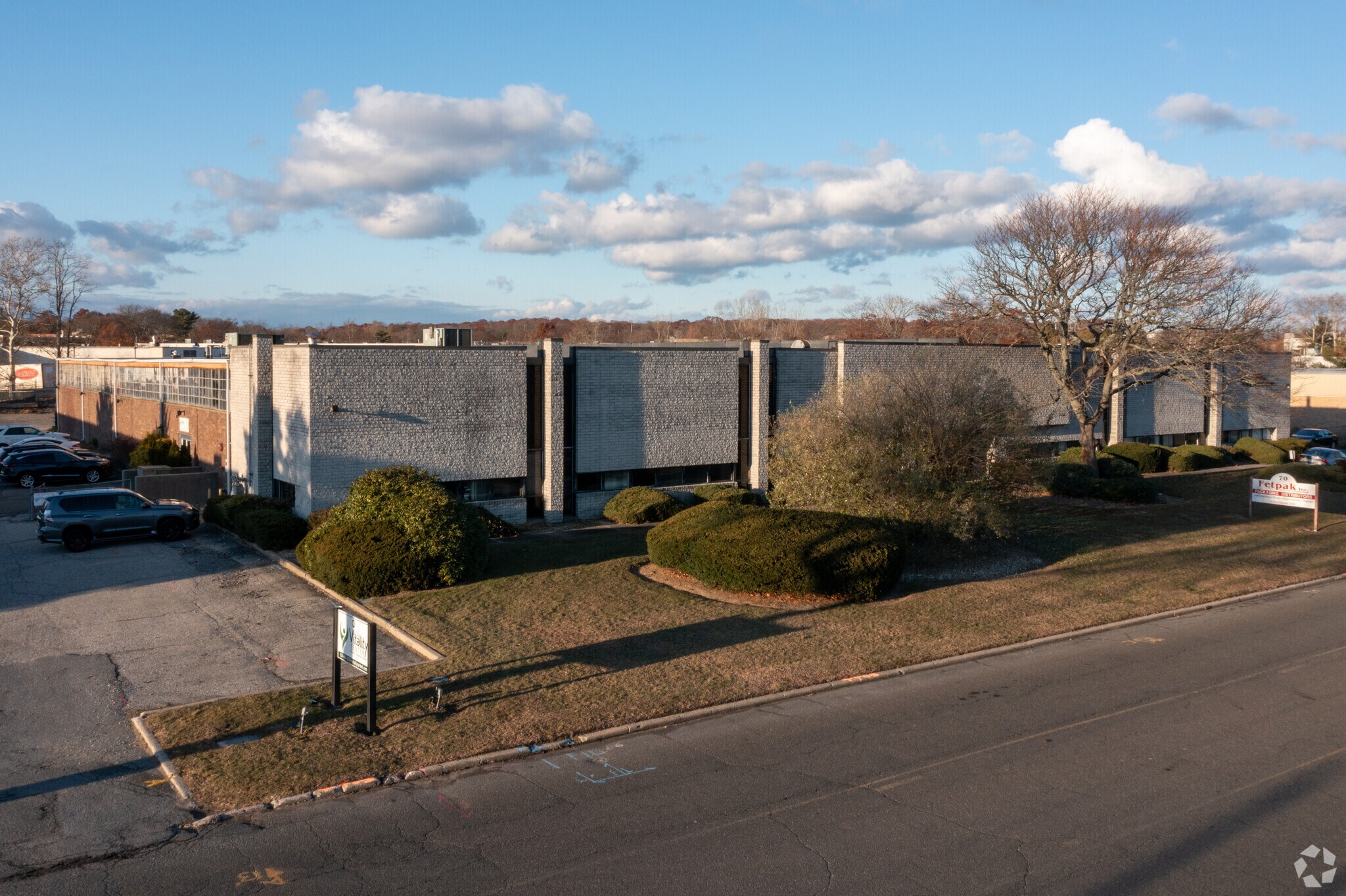 66-70 Austin Blvd, Commack, NY for sale Building Photo- Image 1 of 1