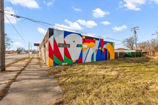 12501 Chalmers St, Detroit MI - Retail Space