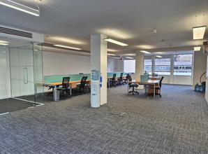 248-250 Tottenham Court Rd, London for lease Interior Photo- Image 2 of 4