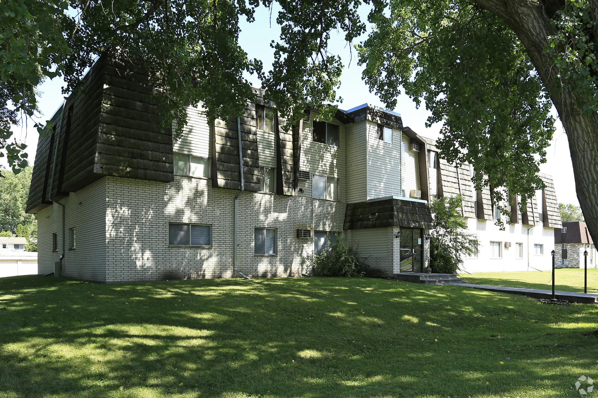 1440 10th Ave, Newport, MN for sale Primary Photo- Image 1 of 1