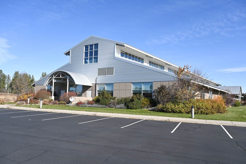 2426 Cheney Spokane Rd, Cheney, WA 99004