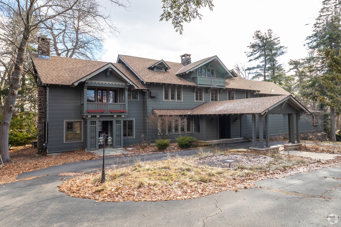 2 Newberry Est, Dallas, PA 18612