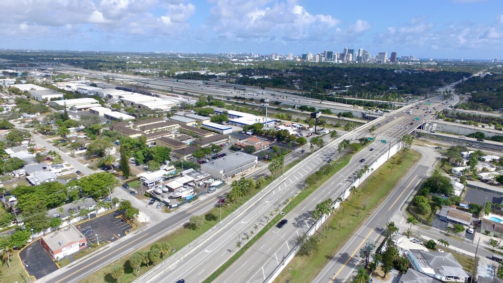 2145 Davie Blvd, Fort Lauderdale, FL for sale - Building Photo - Image 1 of 14