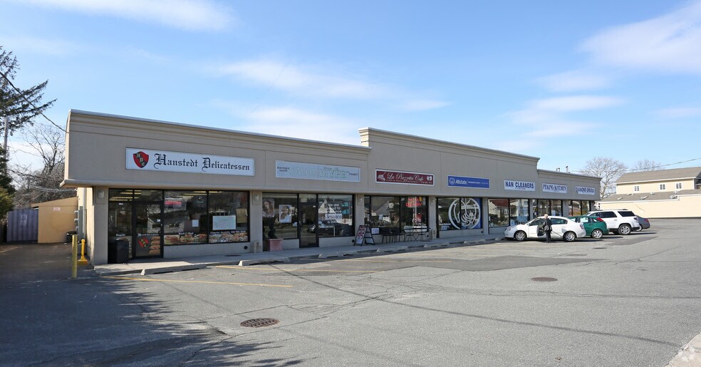 540 Woodbury Rd, Plainview, NY for sale - Primary Photo - Image 1 of 1