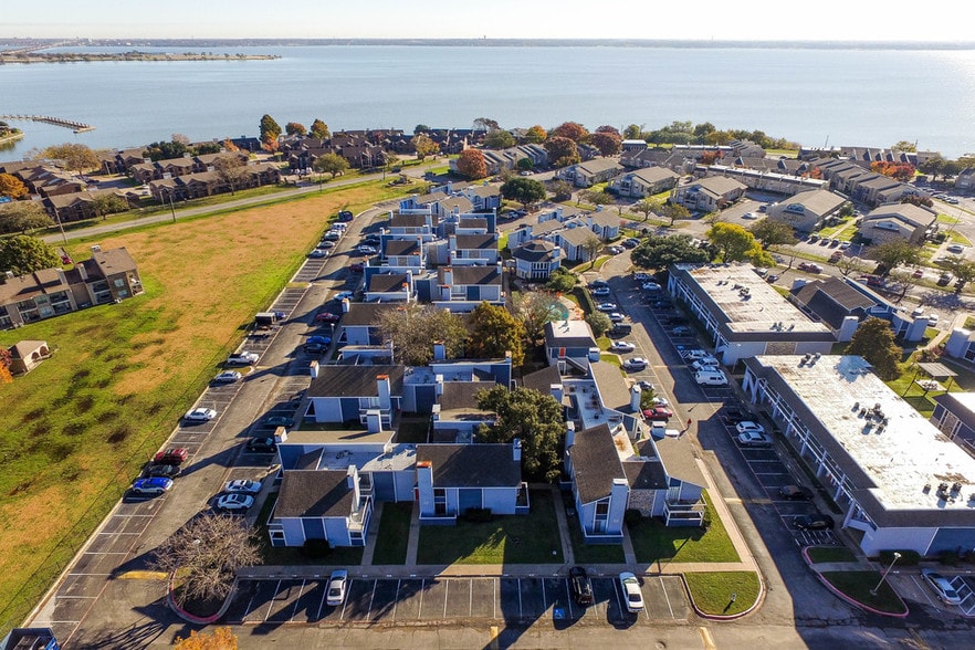 6109 Bay Island Dr, Garland, TX for sale - Building Photo - Image 2 of 25