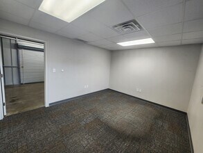 10015 N Eldridge Pky, Houston, TX for lease Building Photo- Image 2 of 5