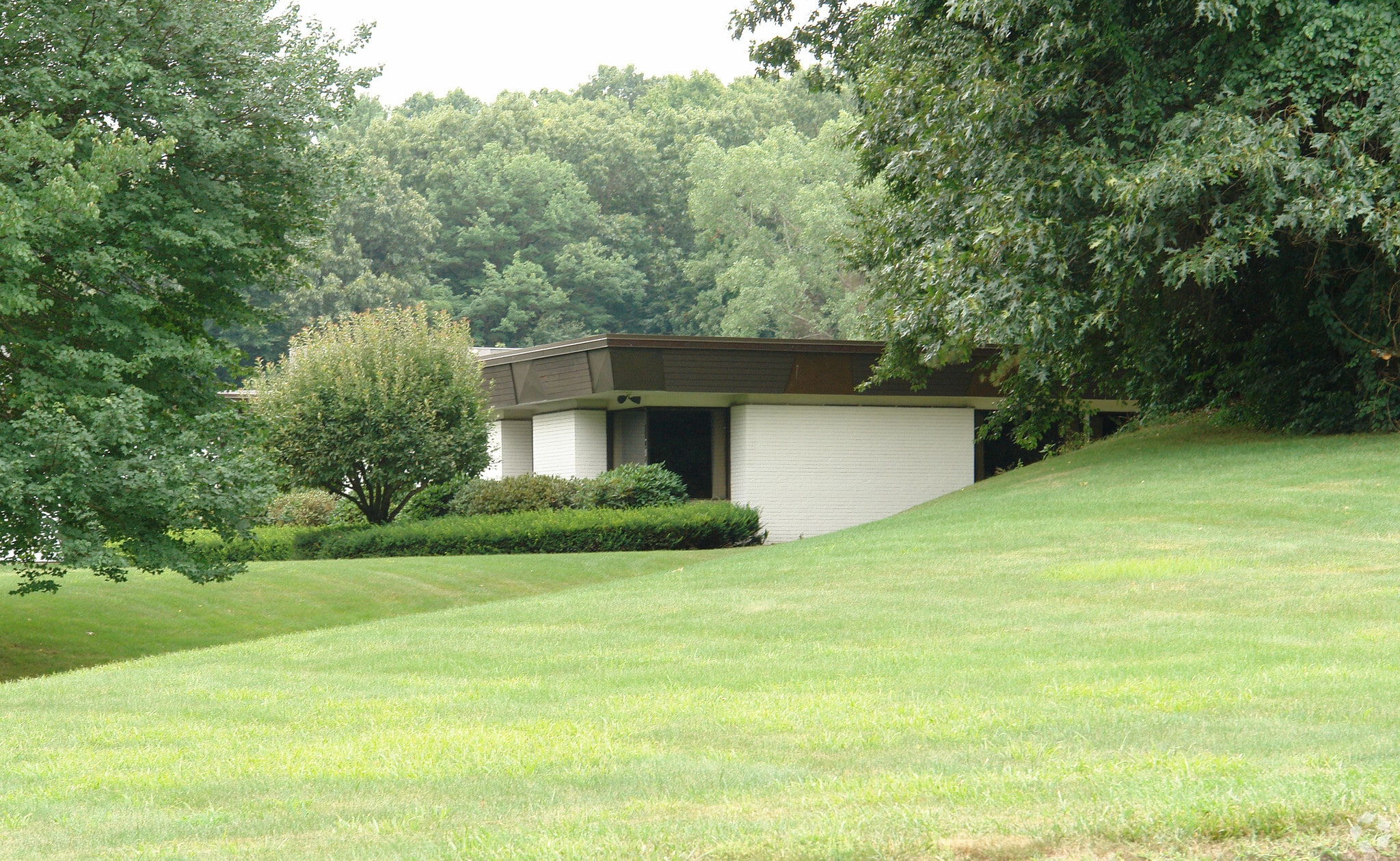 72 Northwest Dr, Plainville, CT for lease Primary Photo- Image 1 of 5