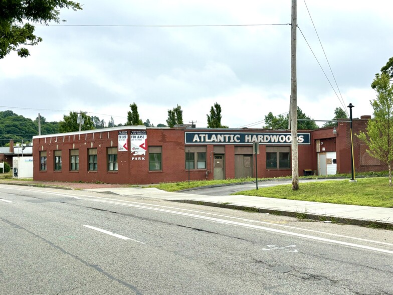 1004 Congress St, Portland, ME for lease - Building Photo - Image 1 of 9