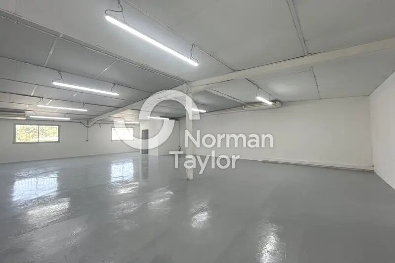 Flex in Montpellier for lease Interior Photo- Image 1 of 8