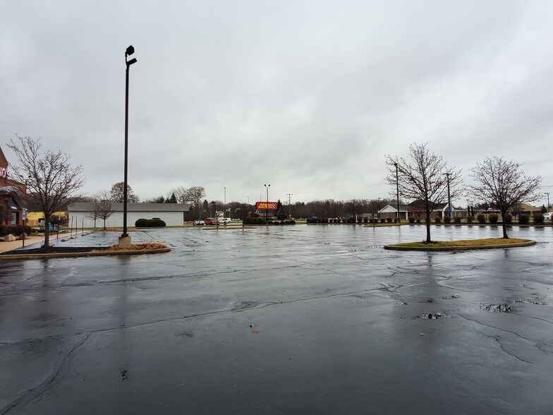 791 Indian Boundary Rd, Chesterton, IN for sale - Building Photo - Image 1 of 1