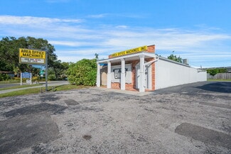 More details for 3160 Southgate Cir, Sarasota, FL - Retail for Sale