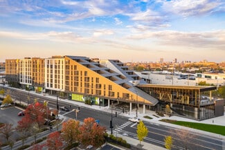 More details for 2135 N Elston Ave, Chicago, IL - Retail for Lease