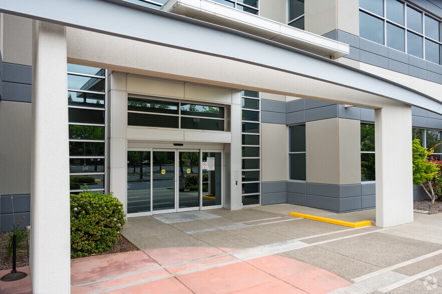 3850 Brickway Blvd, Santa Rosa, CA for lease - Building Photo - Image 3 of 7