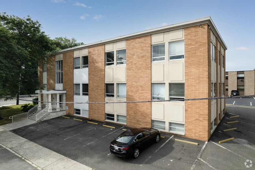 550 Sylvan Ave, Englewood Cliffs, NJ for lease - Building Photo - Image 3 of 30